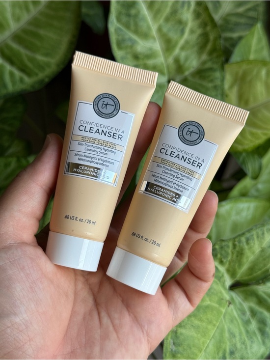 it cosmetics Other - 2 PCS IT Cosmetics Confidence in a Cleanser – 20ML Each